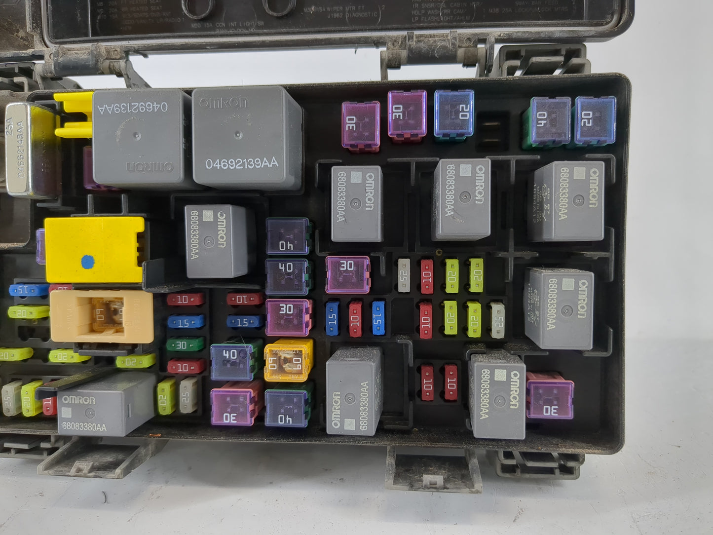 Dodge Caravan Fusebox Fuse Box Relay Module Tipm 68239606aa - Oemusedautoparts1.com