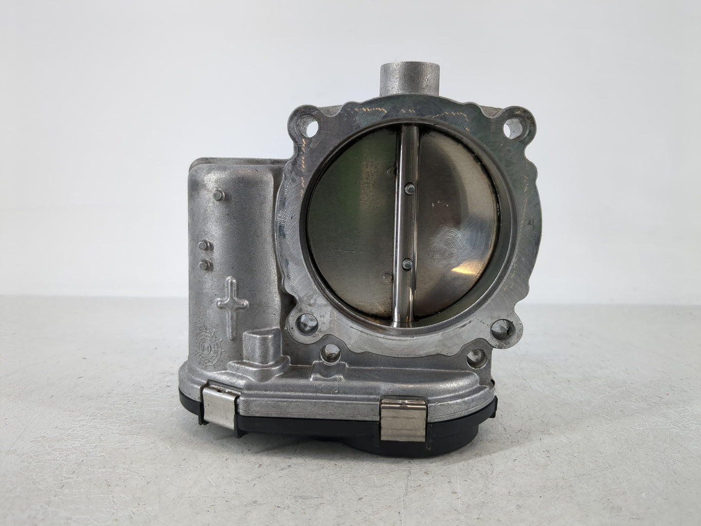 2015 Dodge Caravan Throttle Body P/N:05184349AC Fits Fits 2011 2012 2013 2014 2016 2017 2018 2019 2020 2021 2022 OEM Used Au
