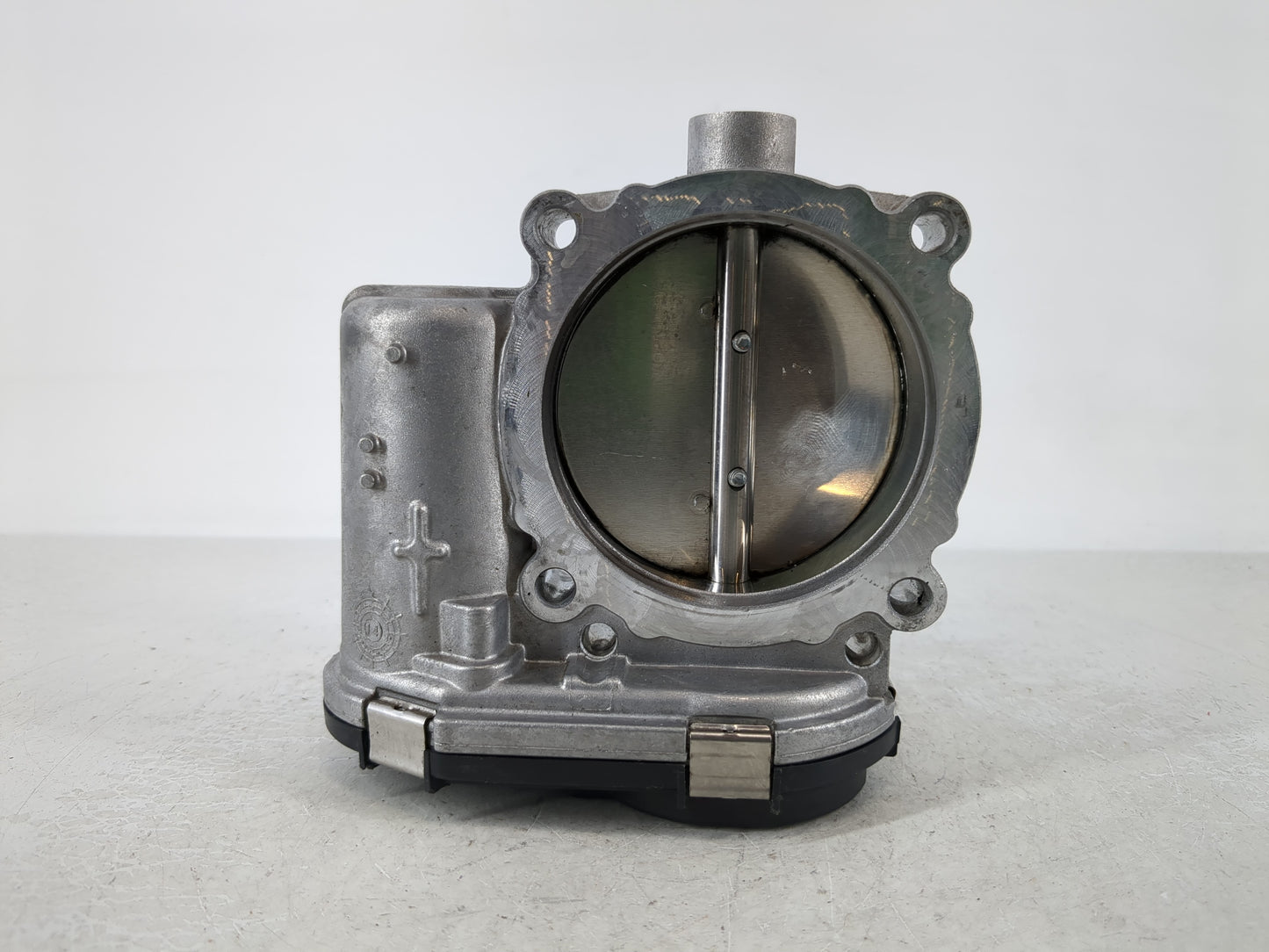 2015 Dodge Caravan Throttle Body P/N:05184349AC Fits Fits 2011 2012 2013 2014 2016 2017 2018 2019 2020 2021 2022 OEM Used Au