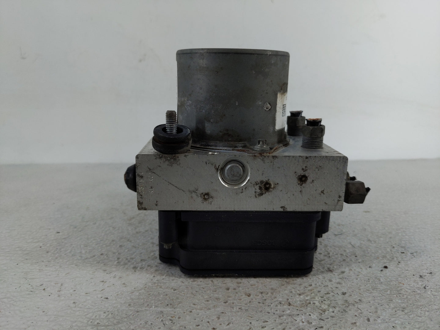 2015 Dodge Caravan ABS Pump Control Module Replacement P/N:P68183803AC Fits Fits 2016 2017 2018 2019 2020 OEM Used Auto Part