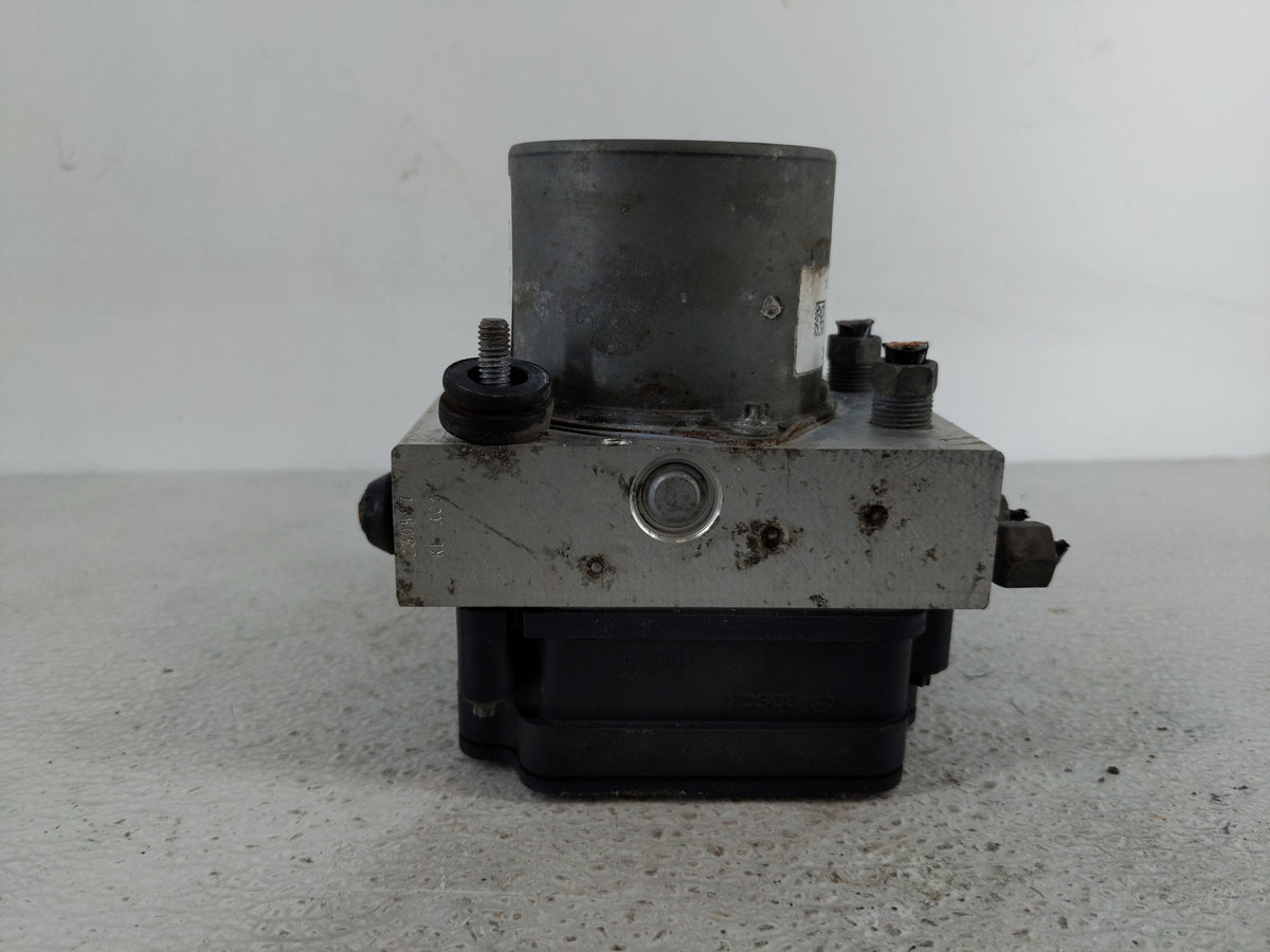 2015 Dodge Caravan Anti-Lock Brake ABS Pump Module Actuator OEM P/N:P68183803AC Fits Fits 2016 2017 2018 2019 2020 OEM Used 