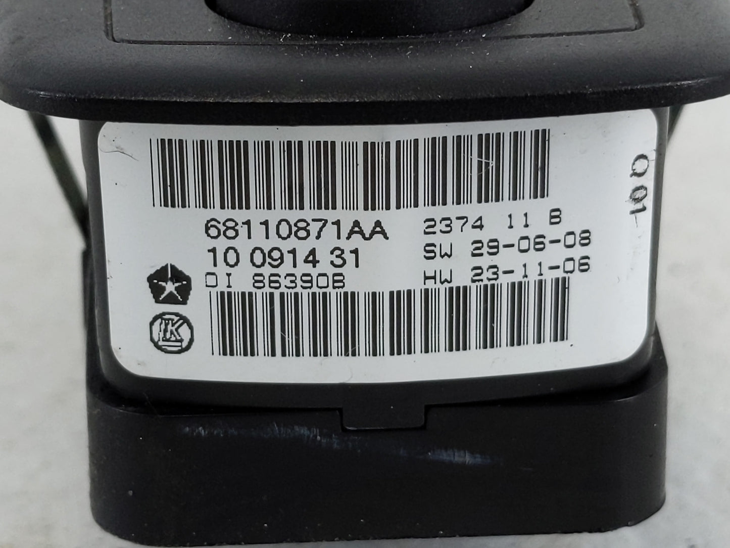 2015 Dodge Caravan Master Power Window Switch Replacement Driver Side Left P/N:68110871AA 68298871AA Fits OEM Used Auto Part