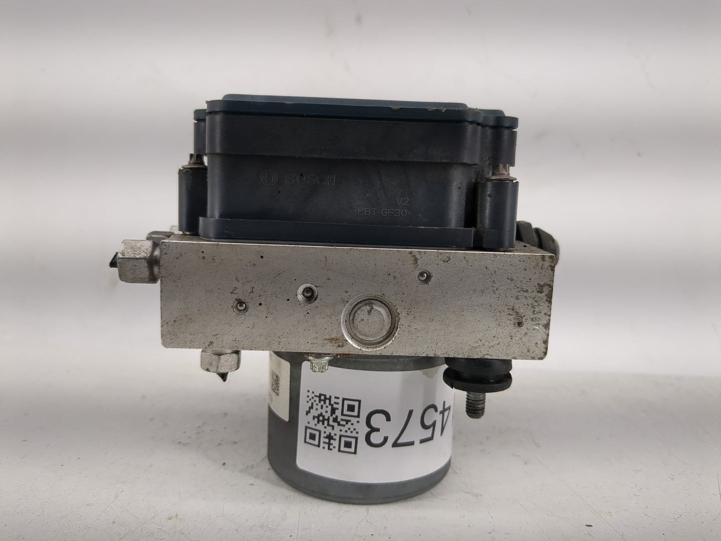 2015 Dodge Caravan ABS Pump Control Module Replacement P/N:P68183B03AC Fits Fits 2016 2017 2018 2019 2020 OEM Used Auto Part