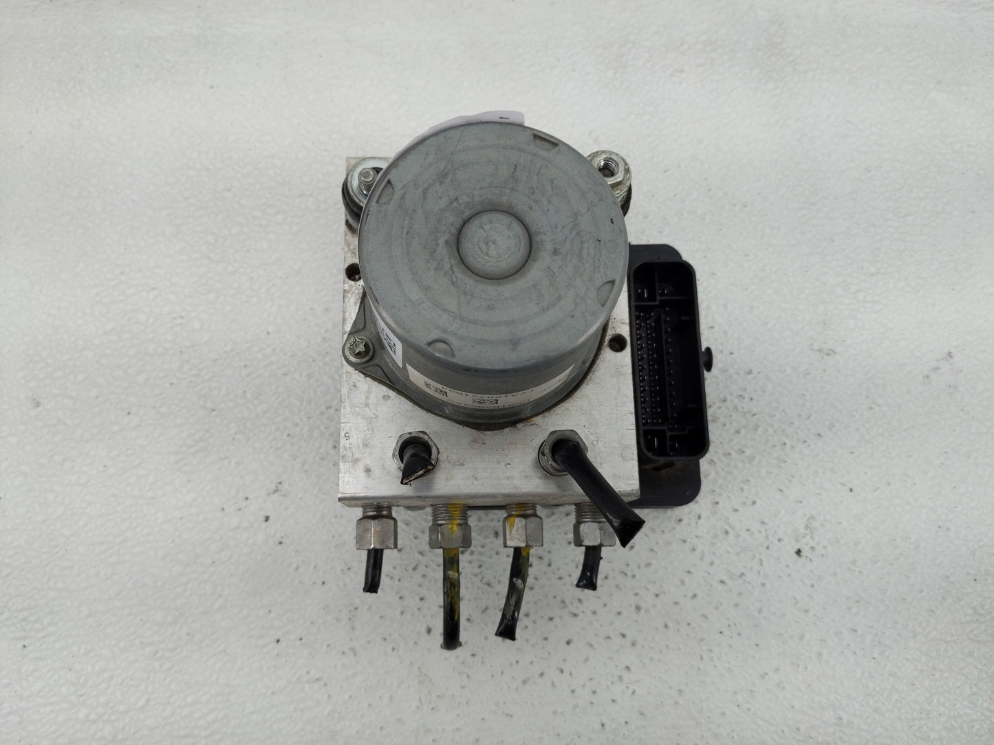 2015 Dodge Caravan ABS Pump Control Module Replacement P/N:P68183B03AC Fits Fits 2016 2017 2018 2019 2020 OEM Used Auto Part