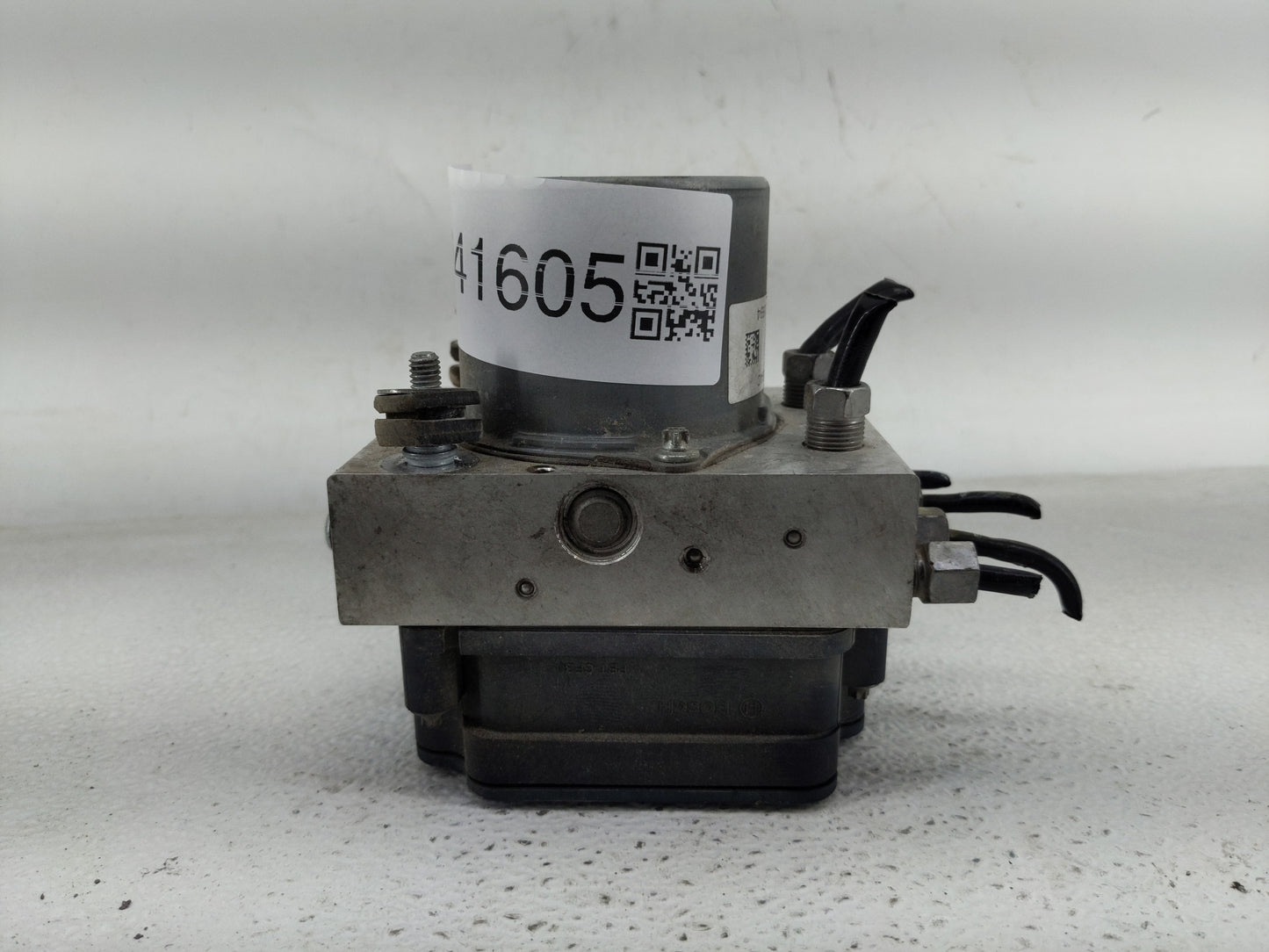 2015 Dodge Caravan ABS Pump Control Module Replacement P/N:P68183B03AC Fits Fits 2016 2017 2018 2019 2020 OEM Used Auto Part