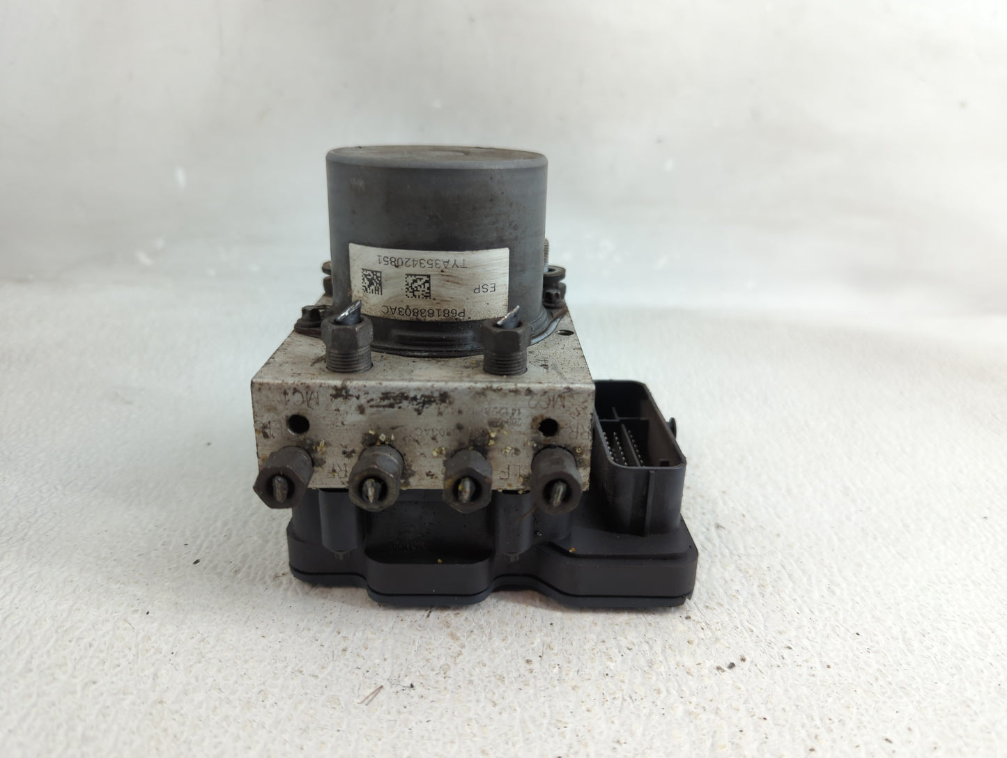 2015 Dodge Caravan ABS Pump Control Module Replacement P/N:P68183803AC Fits Fits 2016 2017 2018 2019 2020 OEM Used Auto Part