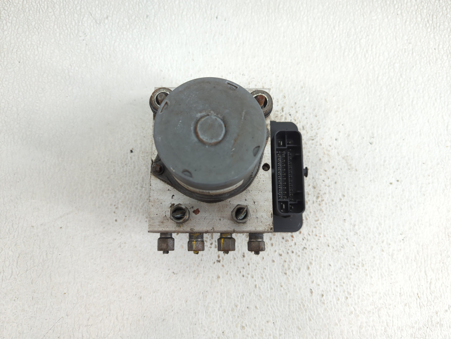 2015 Dodge Caravan ABS Pump Control Module Replacement P/N:P68183803AC Fits Fits 2016 2017 2018 2019 2020 OEM Used Auto Part