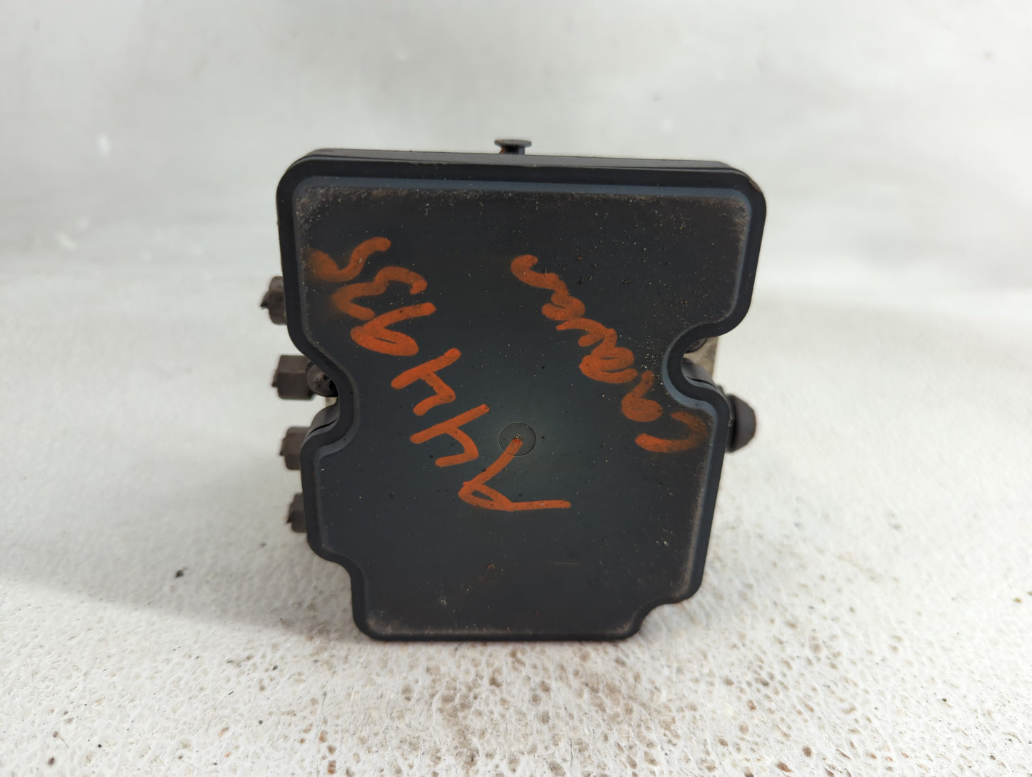 2015 Dodge Caravan ABS Pump Control Module Replacement P/N:P68183803AC Fits Fits 2016 2017 2018 2019 2020 OEM Used Auto Part