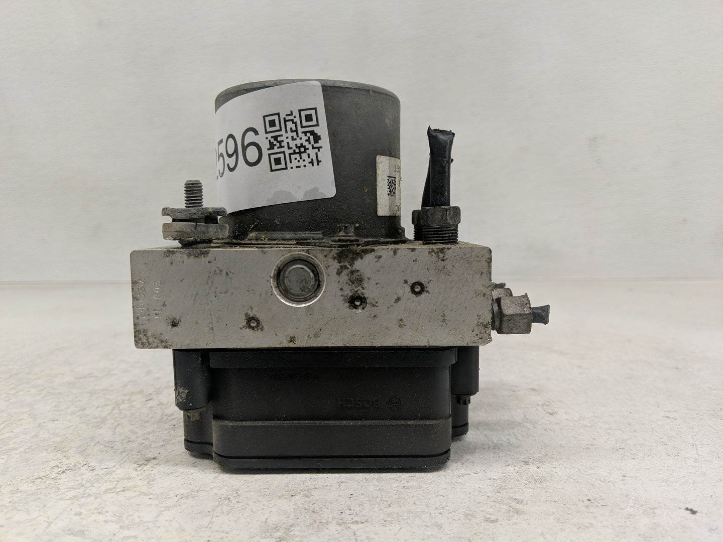 2015 Dodge Caravan ABS Pump Control Module Replacement P/N:P68183803AC Fits Fits 2016 2017 2018 2019 2020 OEM Used Auto Part