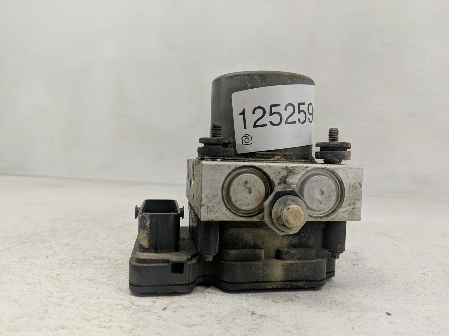 2015 Dodge Caravan ABS Pump Control Module Replacement P/N:P68183803AC Fits Fits 2016 2017 2018 2019 2020 OEM Used Auto Part