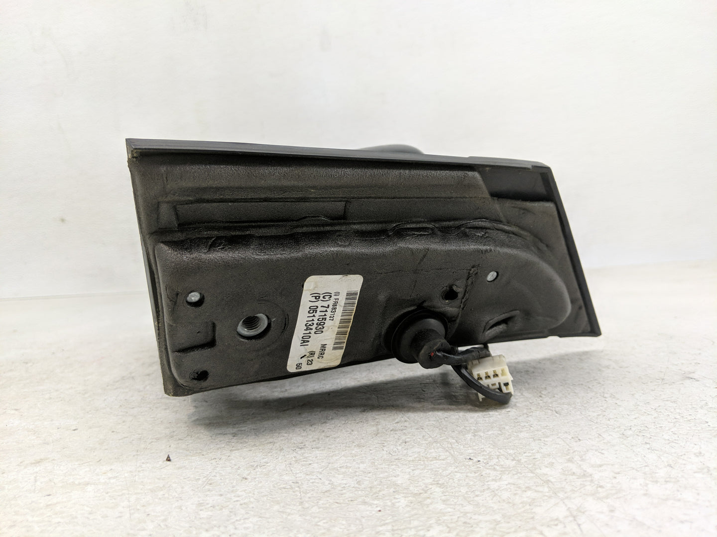 2015 Dodge Caravan Side Mirror Replacement Passenger Right View Door Mirror P/N:05113410AI Fits OEM Used Auto Parts - Oemuse