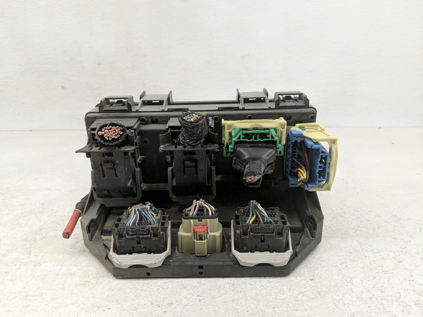 Dodge Caravan Fusebox Fuse Box Relay Module Tipm 68239606aa - Oemusedautoparts1.com
