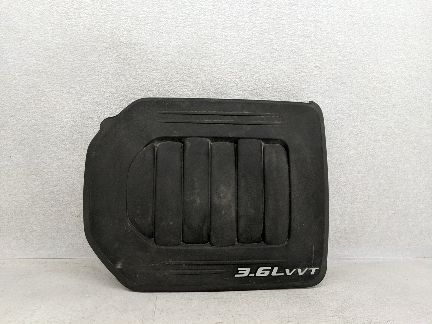 2015 Dodge Caravan Engine Cover - Oemusedautoparts1.com