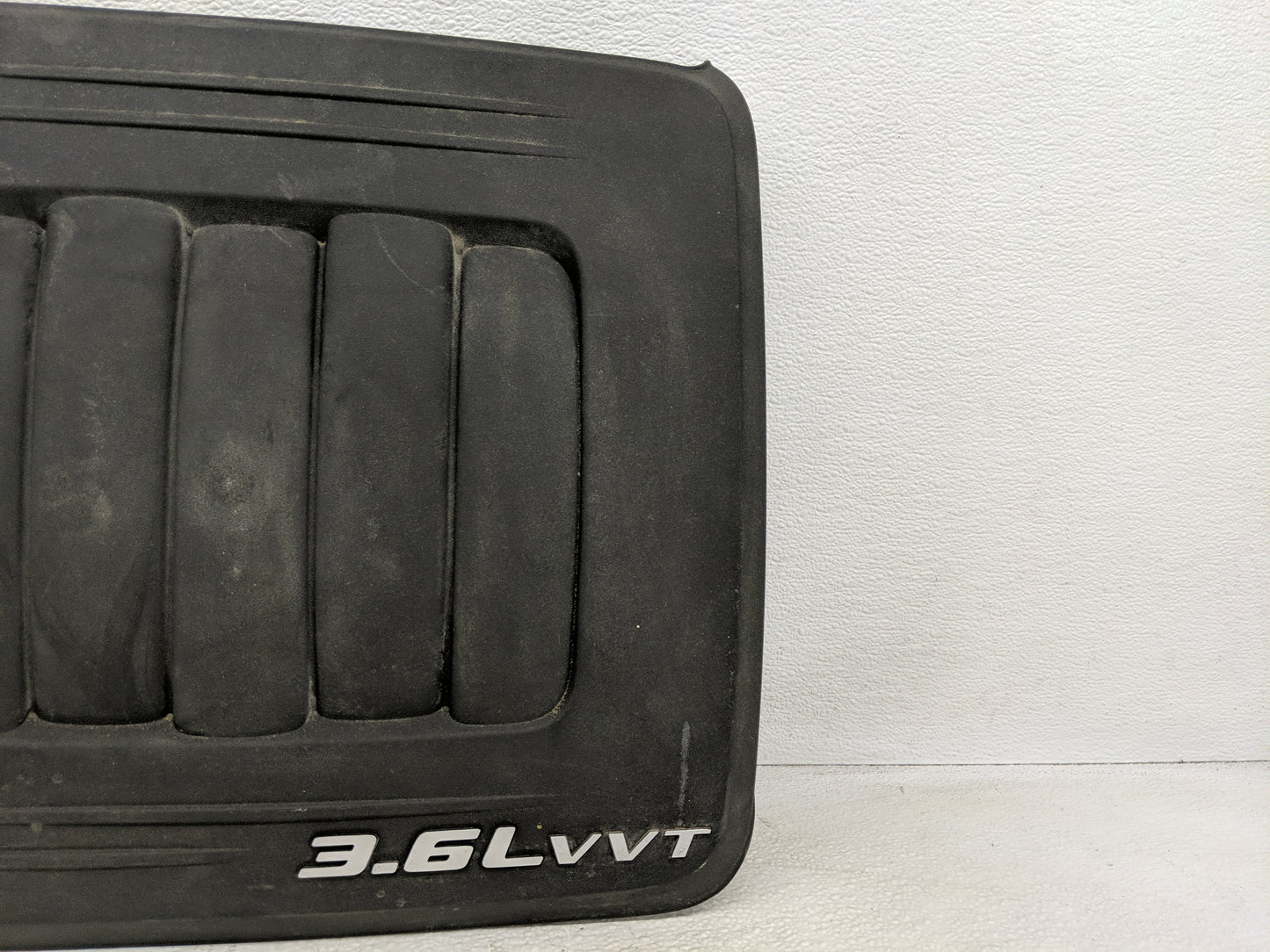 2015 Dodge Caravan Engine Cover - Oemusedautoparts1.com