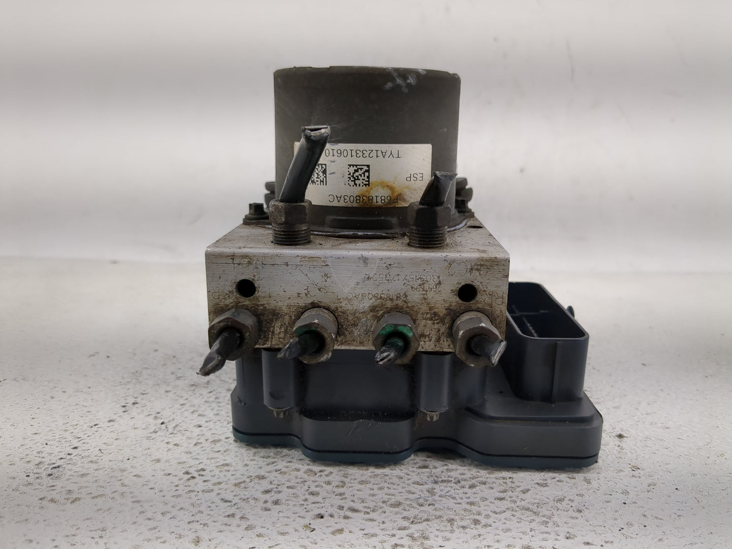 2015 Dodge Caravan ABS Pump Control Module Replacement P/N:68183803AC Fits Fits 2016 2017 2018 2019 2020 OEM Used Auto Parts