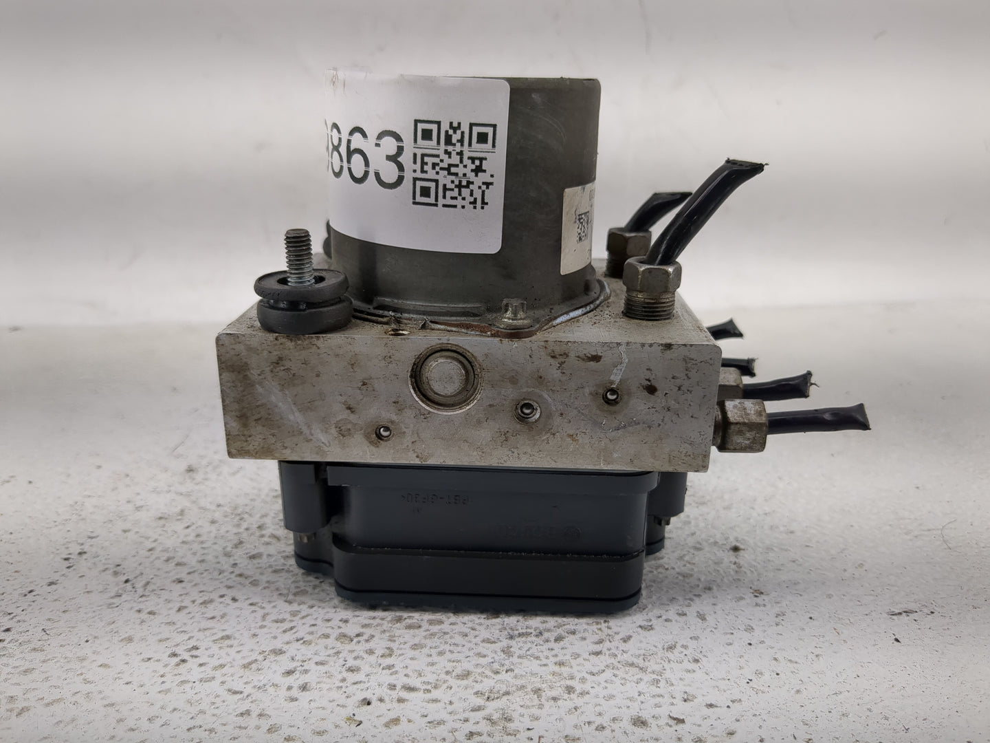 2015 Dodge Caravan ABS Pump Control Module Replacement P/N:68183803AC Fits Fits 2016 2017 2018 2019 2020 OEM Used Auto Parts