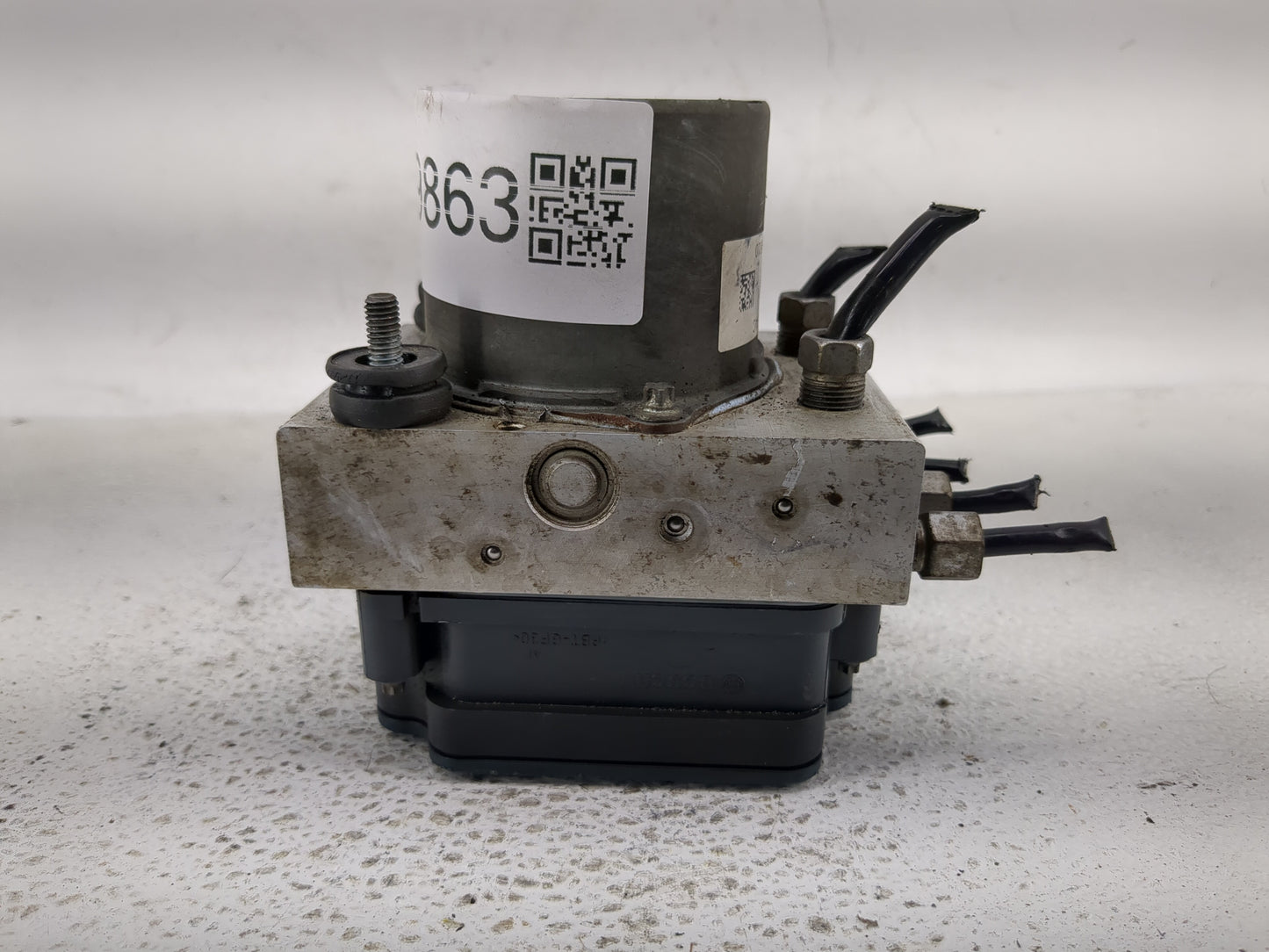 2015 Dodge Caravan ABS Pump Control Module Replacement P/N:68183803AC Fits Fits 2016 2017 2018 2019 2020 OEM Used Auto Parts