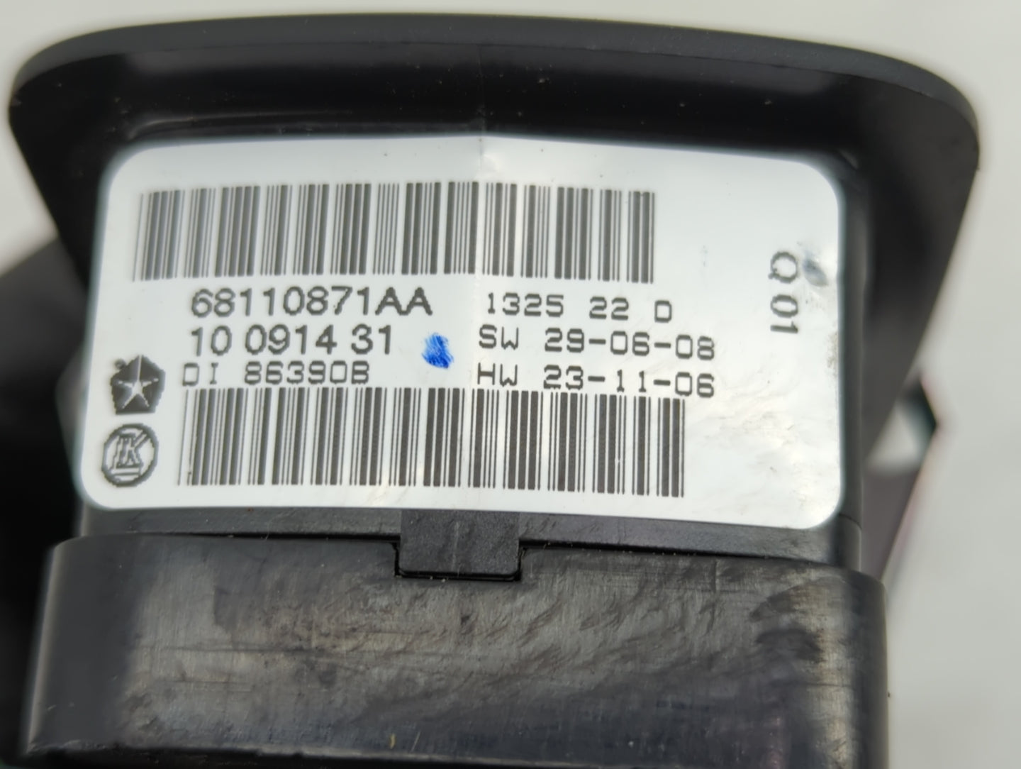 2015 Dodge Caravan Master Power Window Switch Replacement Driver Side Left P/N:10 0914 31 68110871AA Fits Fits 2012 2013 201