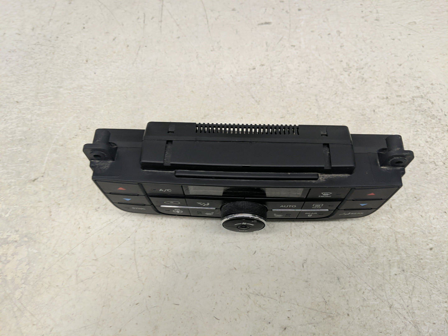2015 Dodge Caravan Climate Control Module Temperature AC/Heater Replacement P/N:55111367AG Fits OEM Used Auto Parts - Oemuse