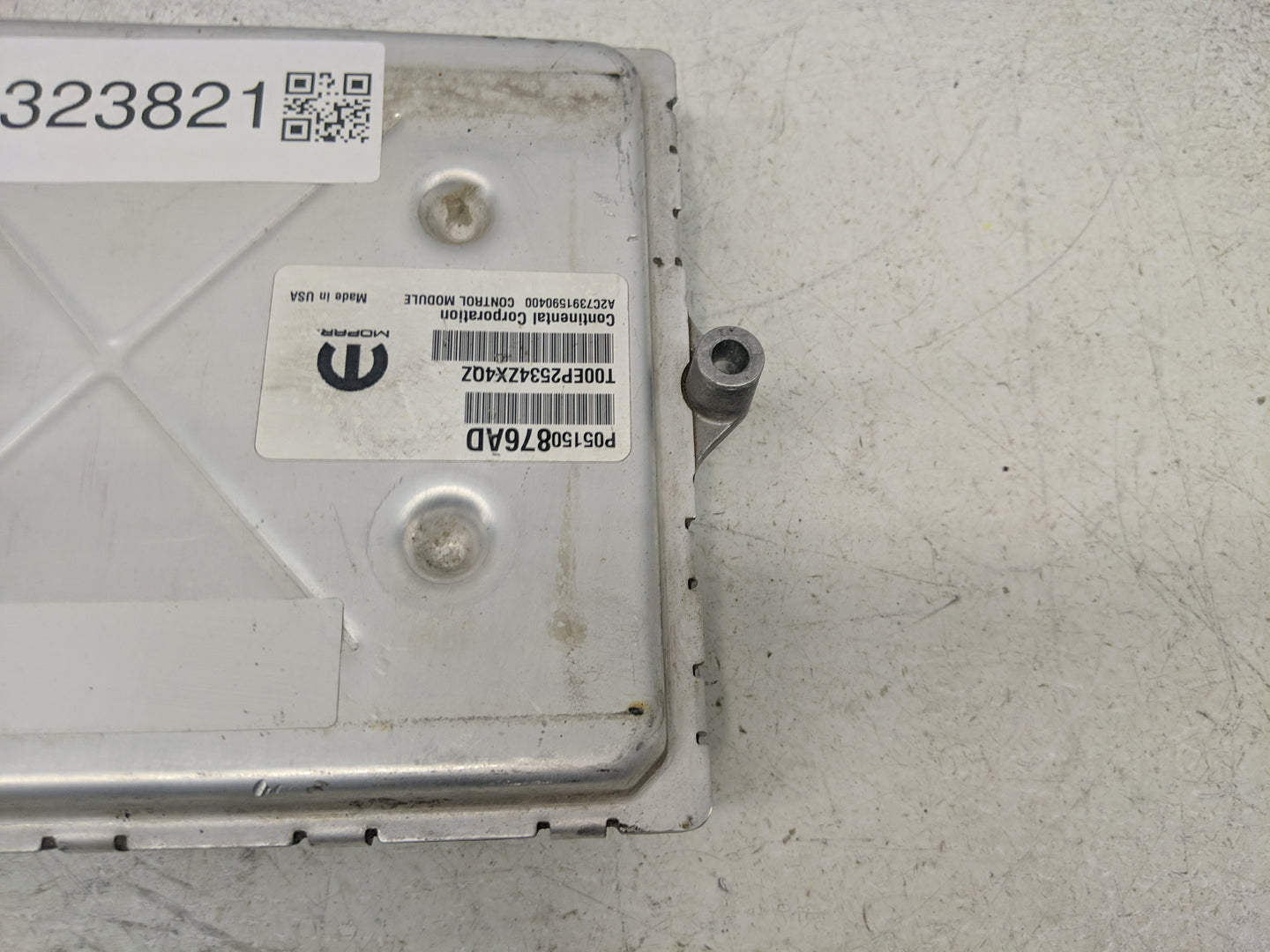 2015 Dodge Caravan PCM Engine Control Computer ECU ECM PCU OEM P/N:P05150876AD Fits OEM Used Auto Parts - Oemusedautoparts1.