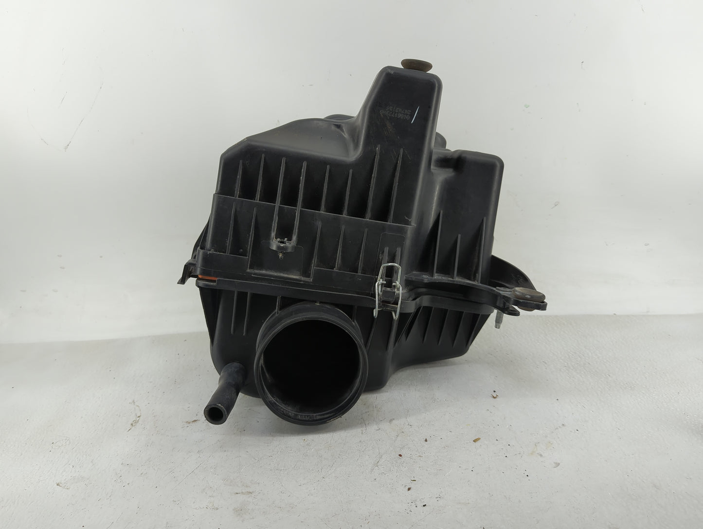 Dodge Caravan Air Cleaner Intake-duct Hose Tube - Oemusedautoparts1.com