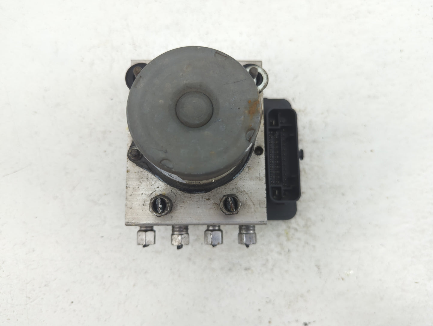 2015 Dodge Caravan ABS Pump Control Module Replacement P/N:68183803AC Fits Fits 2016 2017 2018 2019 2020 OEM Used Auto Parts