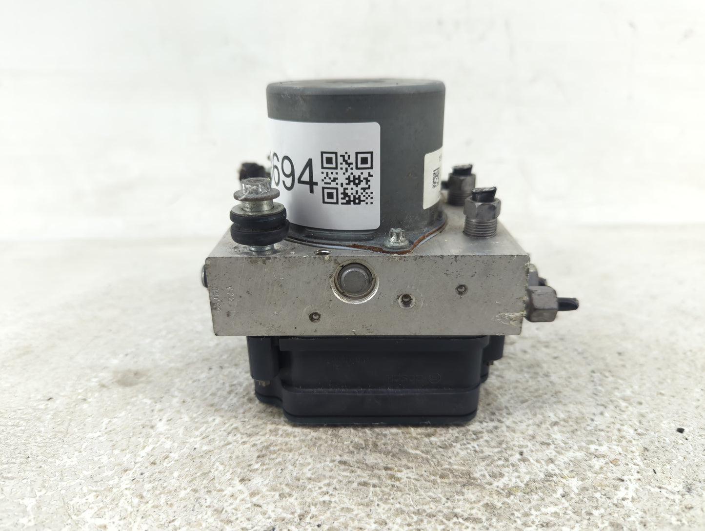 2015 Dodge Caravan ABS Pump Control Module Replacement P/N:P68183803AD Fits Fits 2016 2017 2018 2019 2020 OEM Used Auto Part