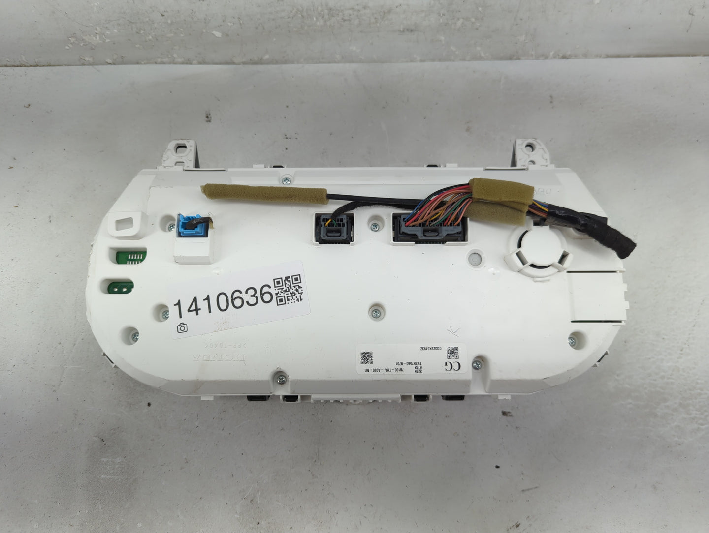 2015 Dodge Caravan Instrument Cluster Speedometer Gauges P/N:78100-TVA-A020-M1 Fits Fits 2016 2017 2018 OEM Used Auto Parts 