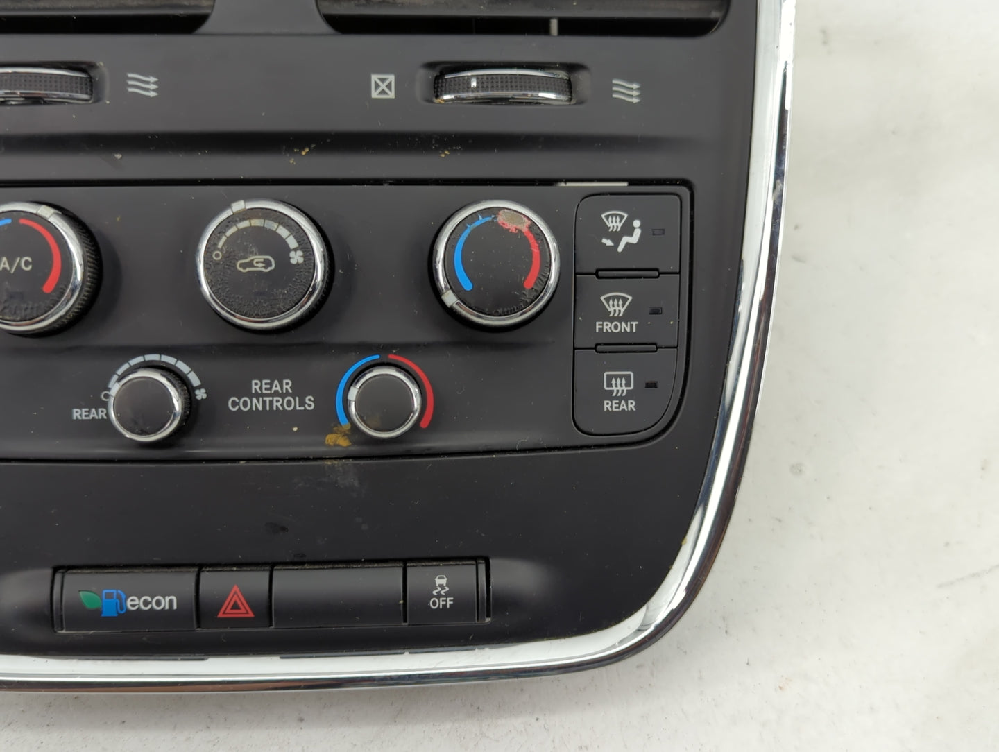2015 Dodge Caravan Climate Control Module Temperature AC/Heater Replacement P/N:P55111240AH Fits OEM Used Auto Parts - Oemus