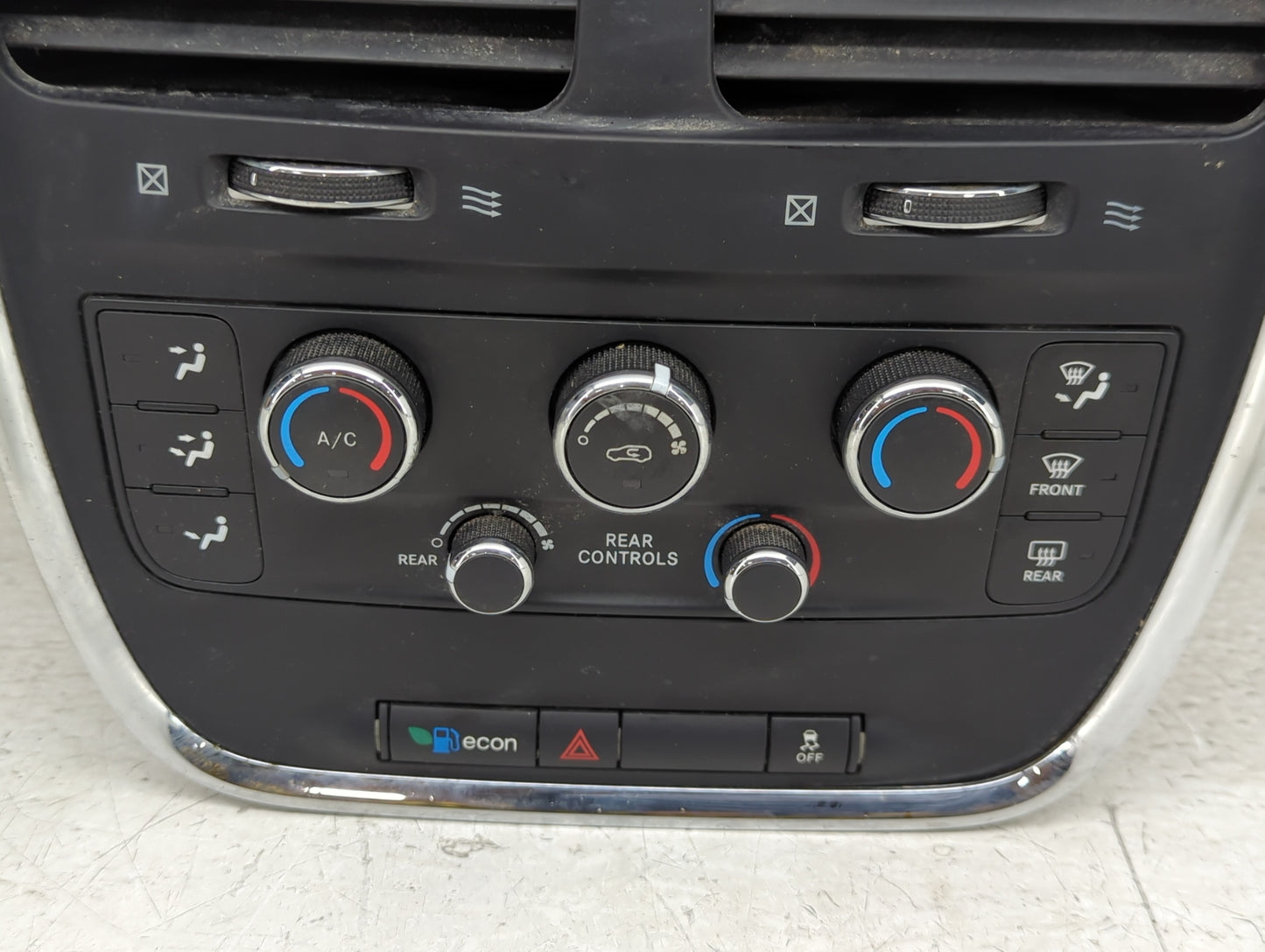 2015 Dodge Caravan Climate Control Module Temperature AC/Heater Replacement P/N:P55111240AH Fits OEM Used Auto Parts - Oemus
