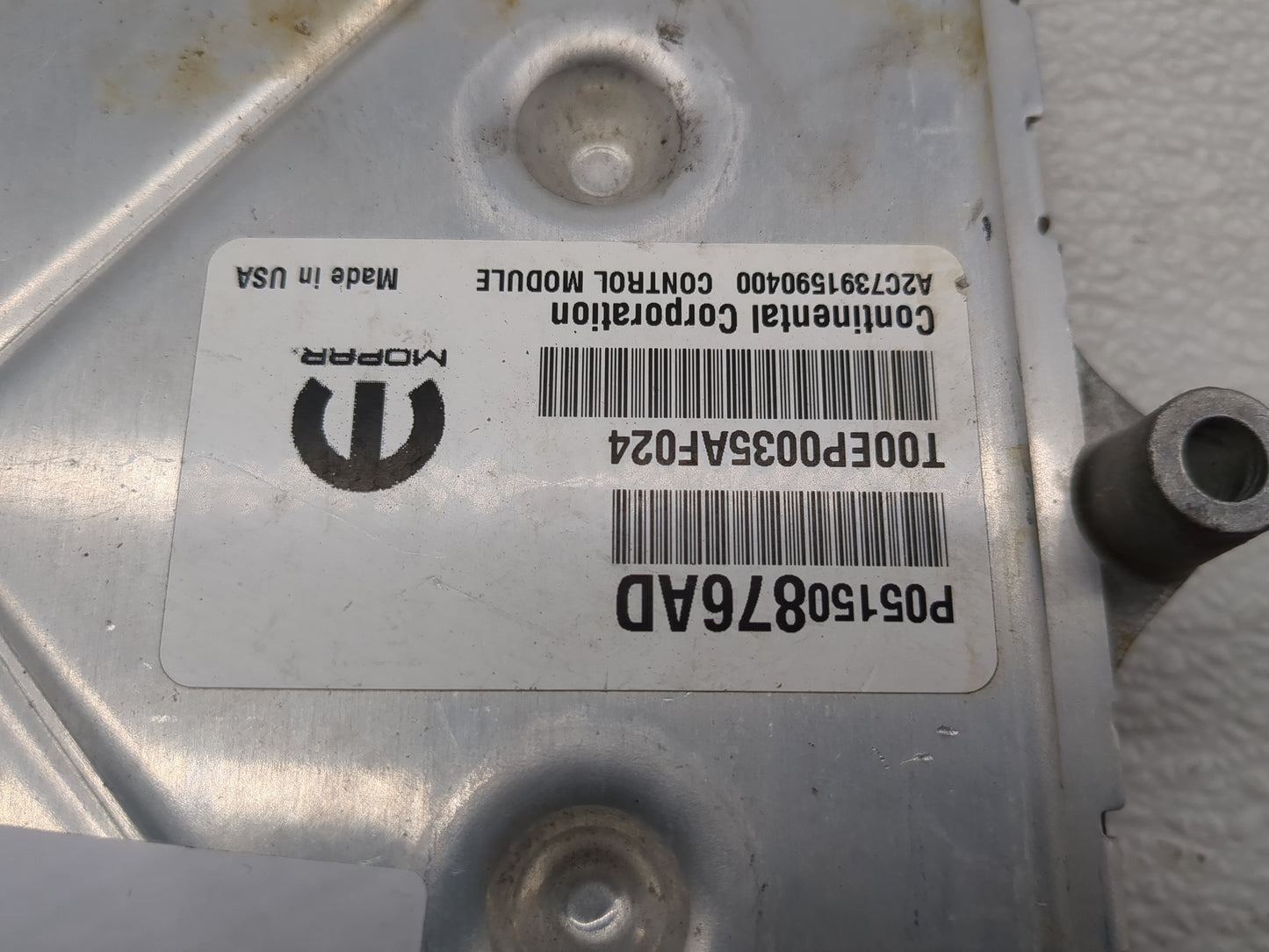 2015 Dodge Caravan PCM Engine Control Computer ECU ECM PCU OEM P/N:P05150876AD Fits OEM Used Auto Parts - Oemusedautoparts1.