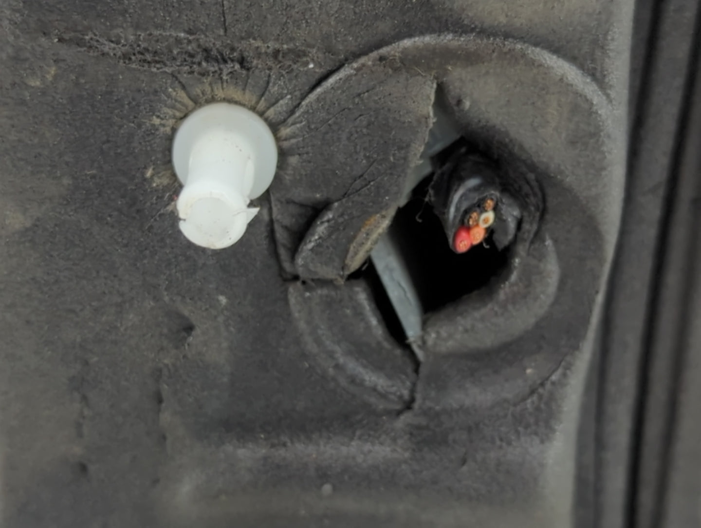 2015 Dodge Caravan Passenger Side View Mirror - Right Door Mirror OEM Used - Oemusedautoparts1.com