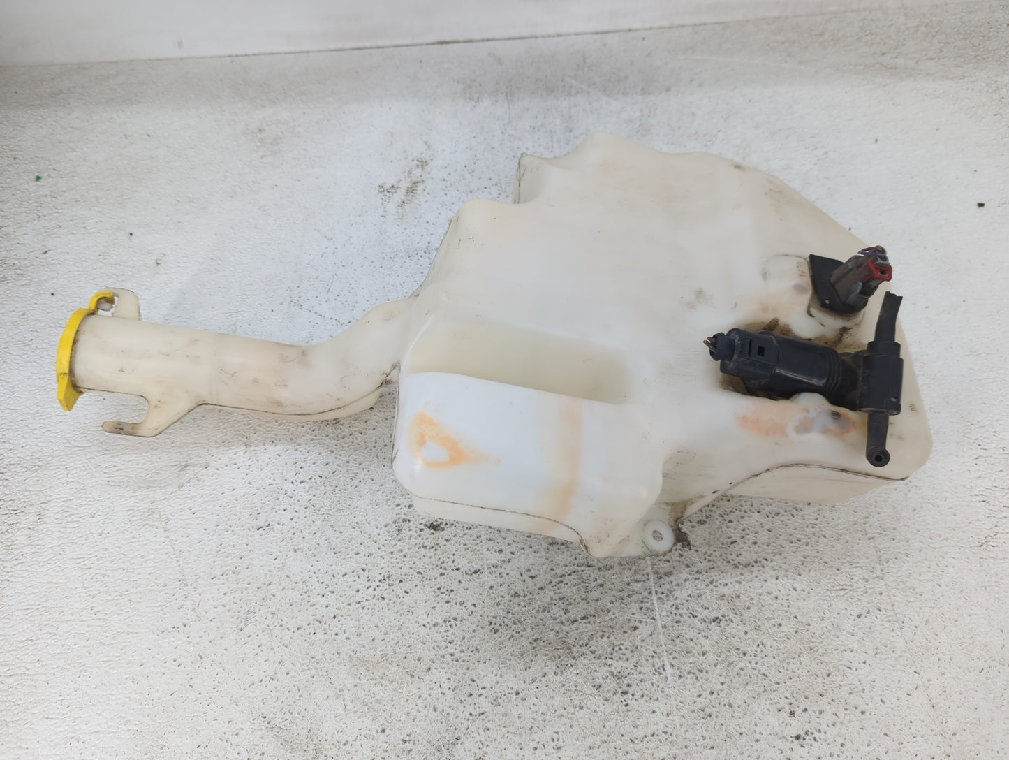 Dodge Caravan Windshield Washer Fluid Reservoir Bottle Oem - Oemusedautoparts1.com