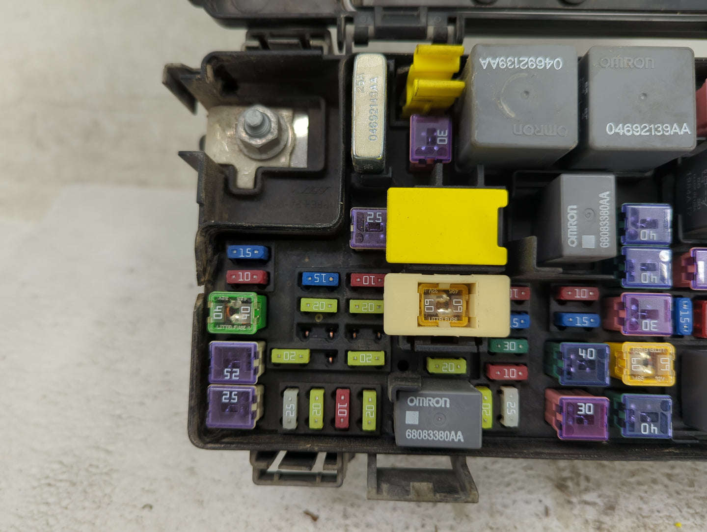 Dodge Caravan Fusebox Fuse Box Relay Module Tipm 1432416 - Oemusedautoparts1.com