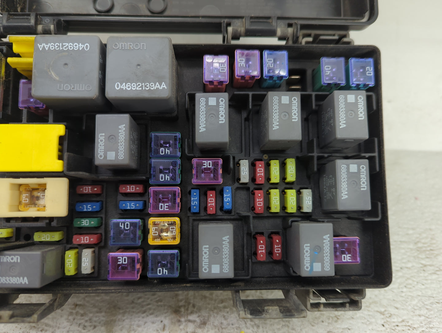 Dodge Caravan Fusebox Fuse Box Relay Module Tipm 1432416 - Oemusedautoparts1.com