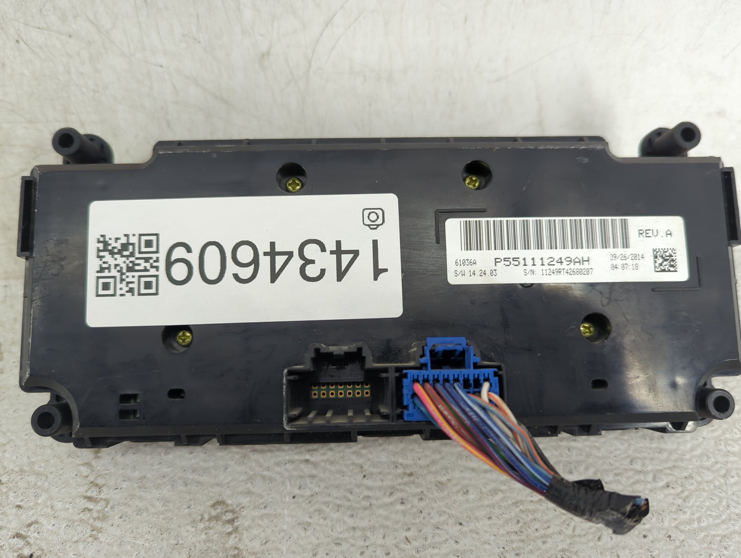 2015 Dodge Caravan Climate Control Module Temperature AC/Heater Replacement P/N:P55111249AH Fits OEM Used Auto Parts - Oemus