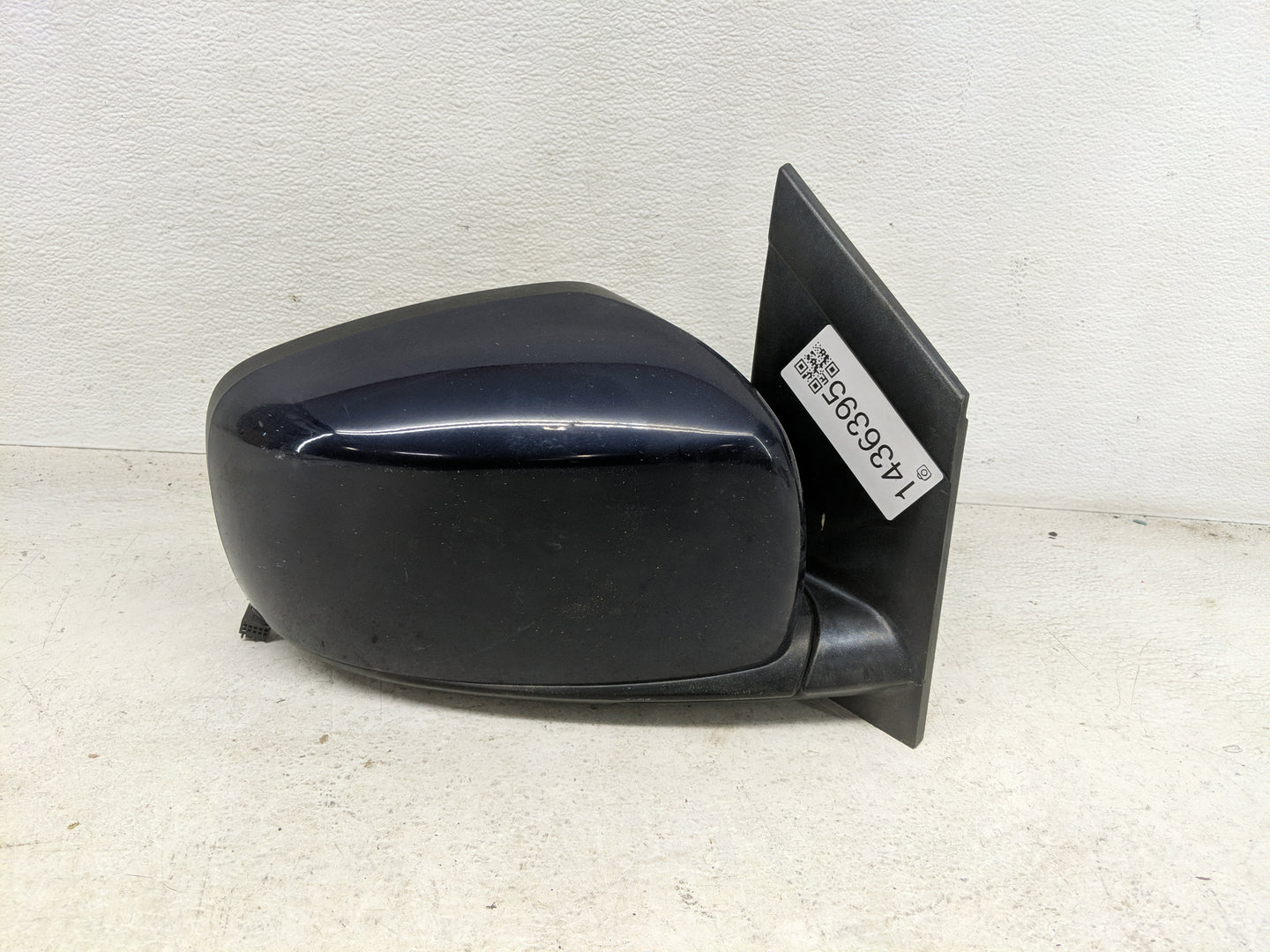 2015 Dodge Caravan Passenger Side View Mirror - Right Door Mirror OEM Used - Oemusedautoparts1.com