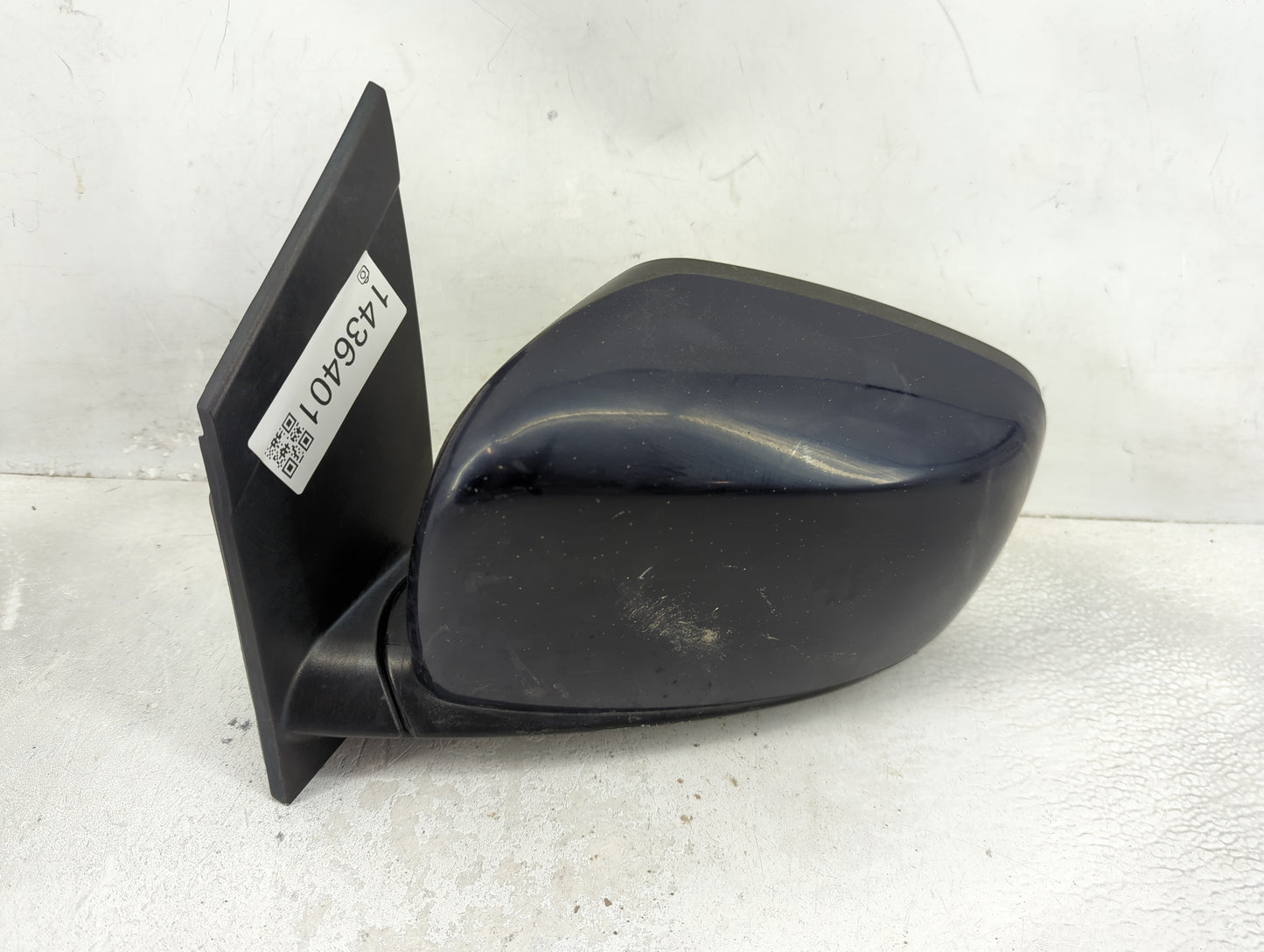 2015 Dodge Caravan Driver Side View Mirror - Left Door Mirror OEM Used - Oemusedautoparts1.com