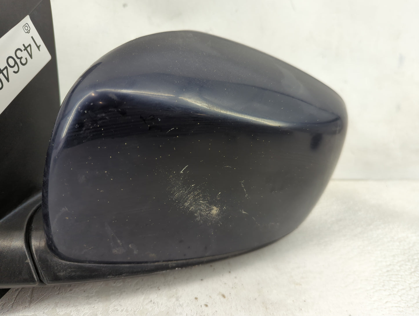 2015 Dodge Caravan Driver Side View Mirror - Left Door Mirror OEM Used - Oemusedautoparts1.com
