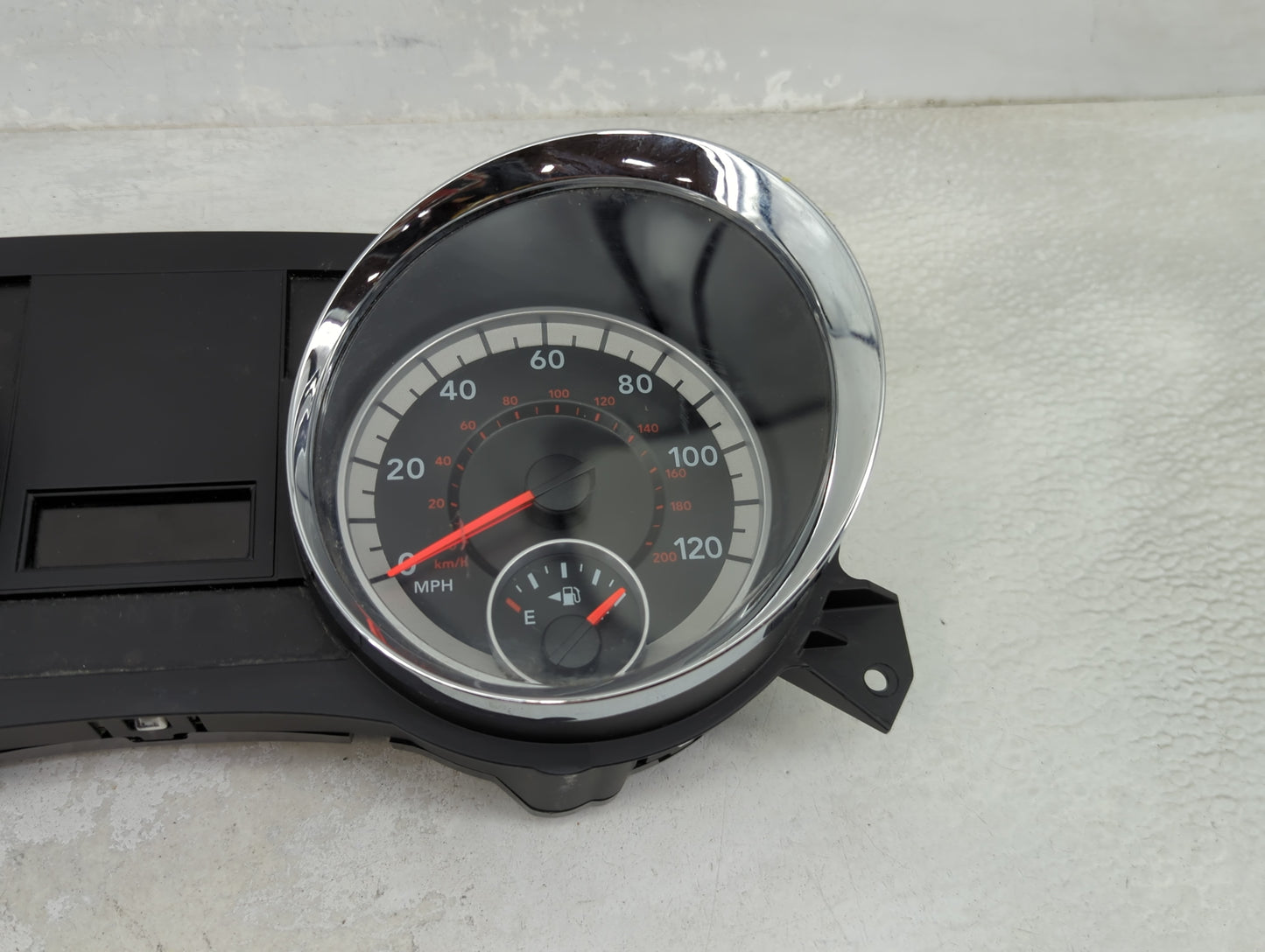 2015 Dodge Caravan Instrument Cluster Speedometer Gauges P/N:P68241685AA Fits Fits 2016 2017 2018 OEM Used Auto Parts - Oemu