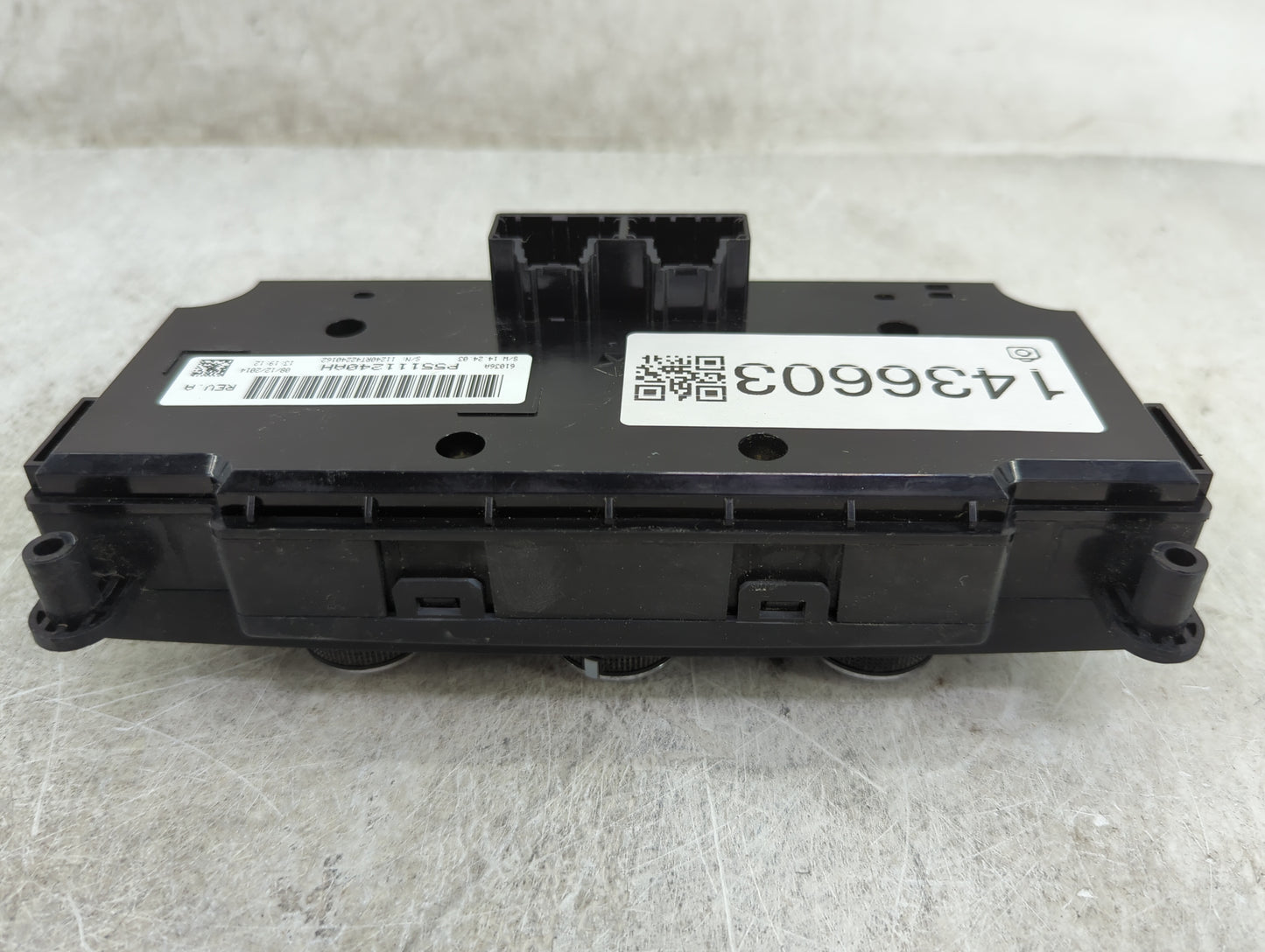 2015 Dodge Caravan Climate Control Module Temperature AC/Heater Replacement P/N:P55111240AH Fits OEM Used Auto Parts - Oemus