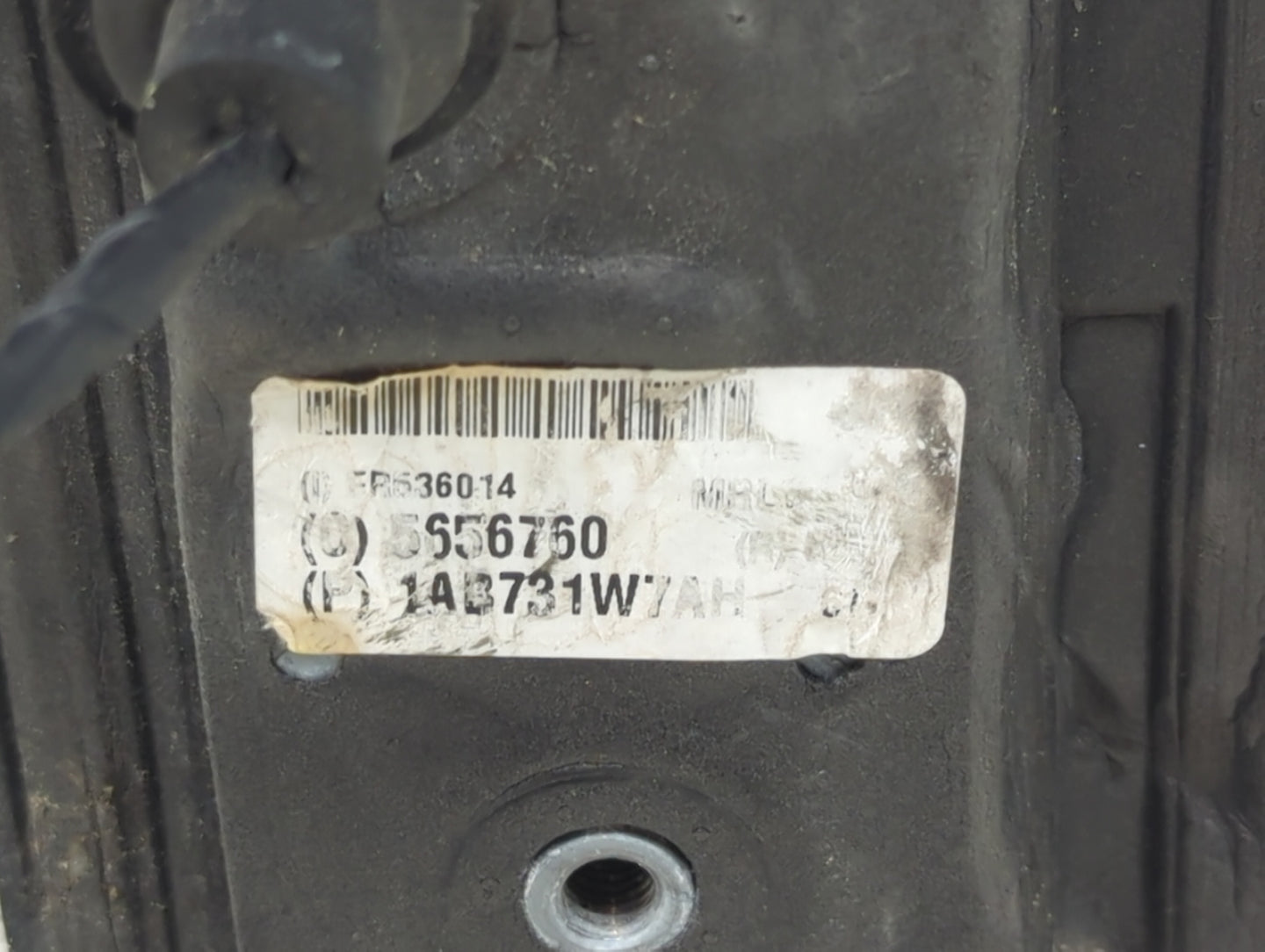 2015 Dodge Caravan Driver Side View Mirror - Left Door Mirror OEM Used - Oemusedautoparts1.com