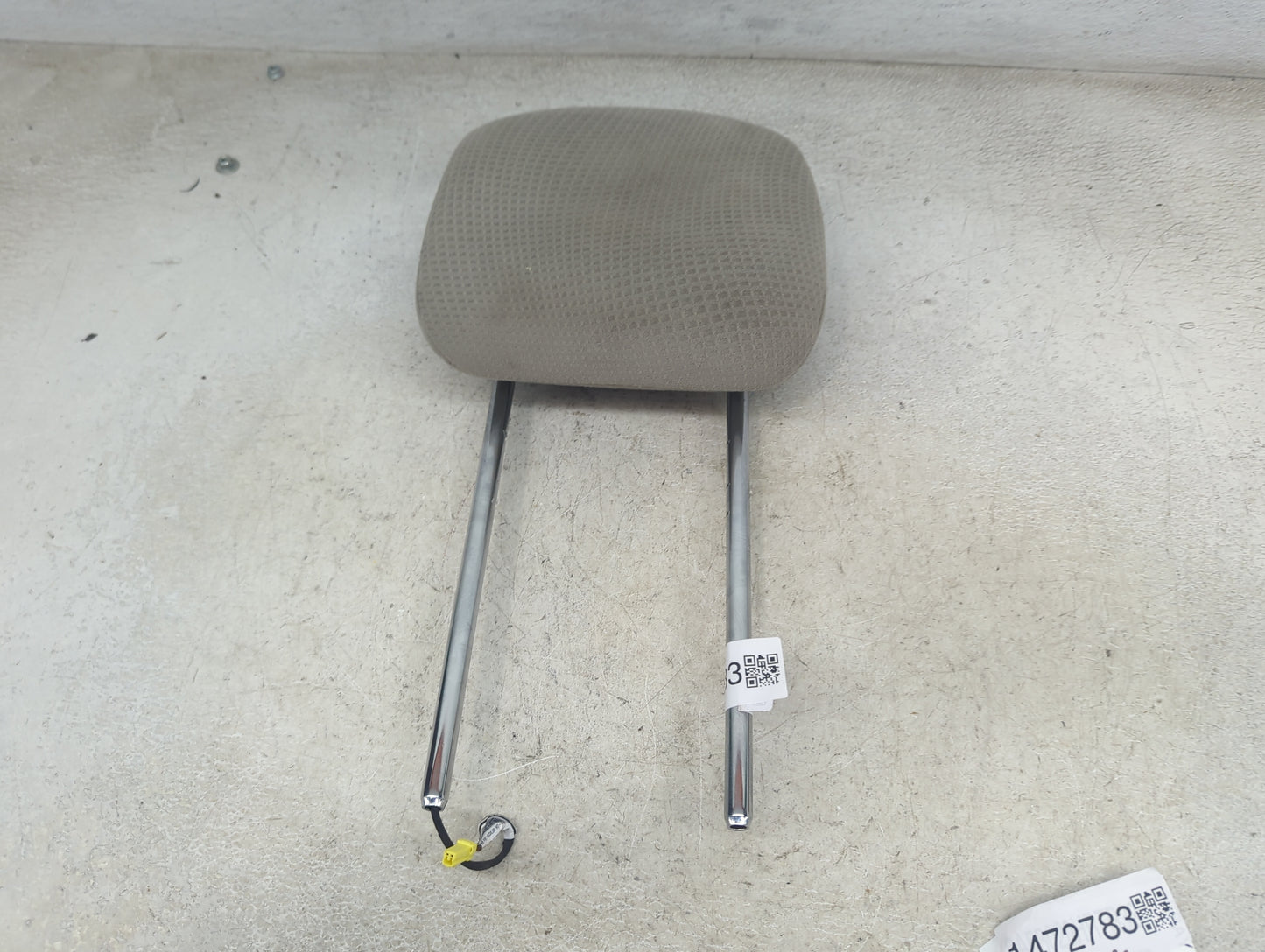 2015 Dodge Caravan Headrest Head Rest Front Driver Passenger Seat Fits OEM Used Auto Parts - Oemusedautoparts1.com