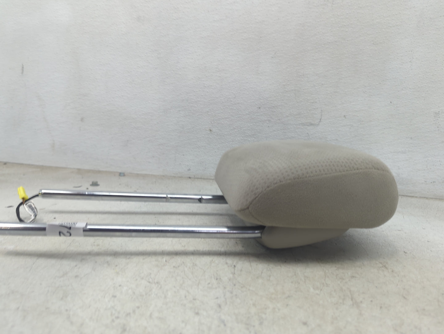 2015 Dodge Caravan Headrest Head Rest Front Driver Passenger Seat Fits OEM Used Auto Parts - Oemusedautoparts1.com