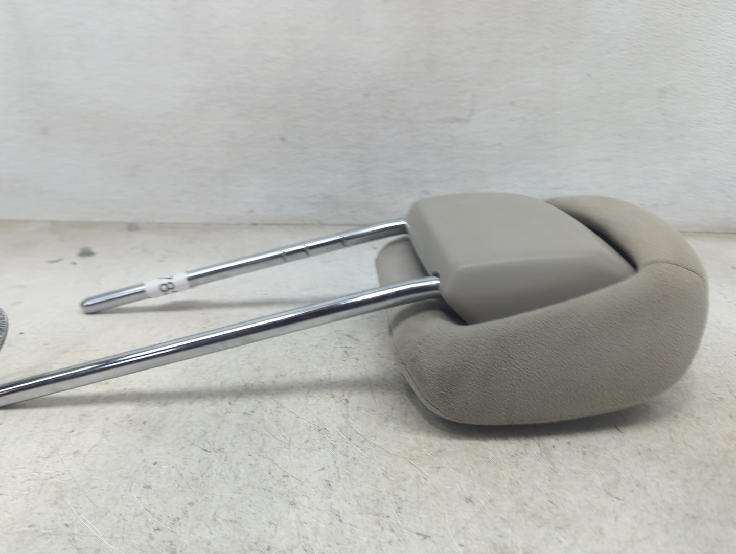 2015 Dodge Caravan Headrest Head Rest Front Driver Passenger Seat Fits OEM Used Auto Parts - Oemusedautoparts1.com