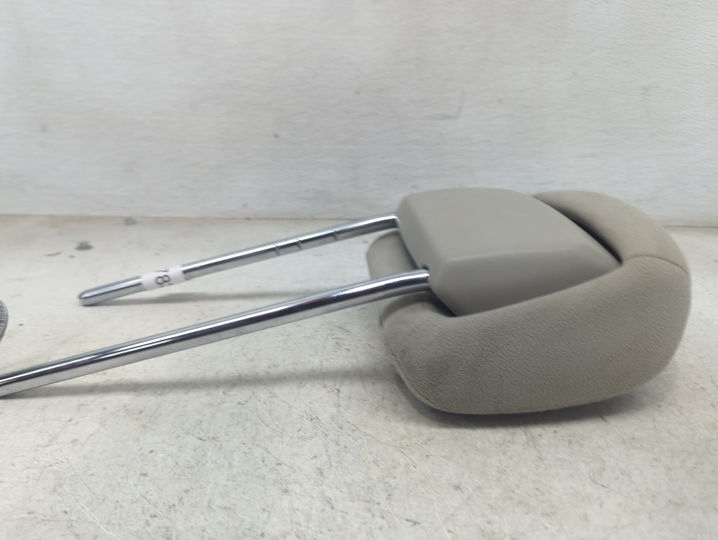 2015 Dodge Caravan Headrest Head Rest Front Driver Passenger Seat Fits OEM Used Auto Parts - Oemusedautoparts1.com