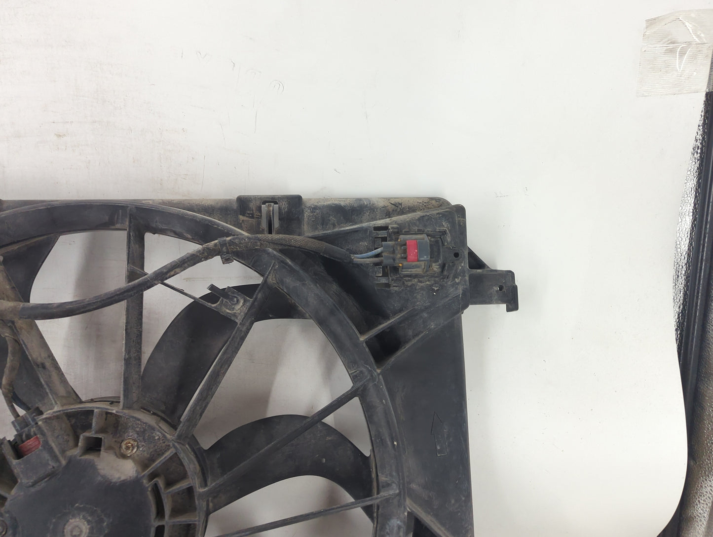 2015 Dodge Caravan Electric Radiator Cooling Fan Motor Assembly Fits OEM Used Auto Parts - Oemusedautoparts1.com