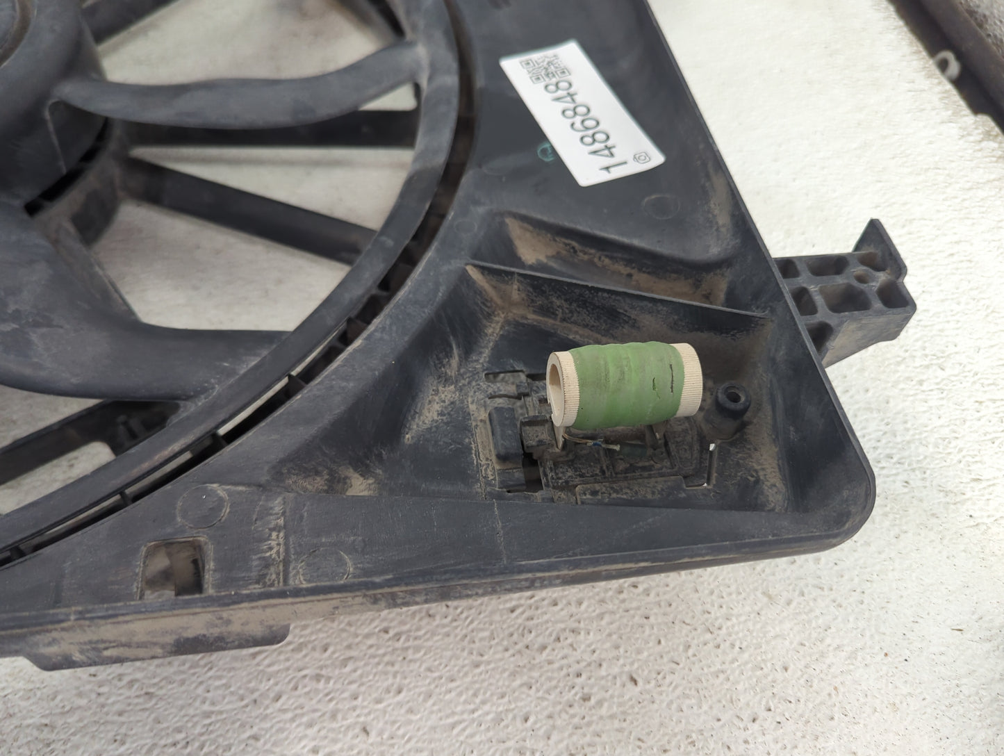 2015 Dodge Caravan Electric Radiator Cooling Fan Motor Assembly Fits OEM Used Auto Parts - Oemusedautoparts1.com