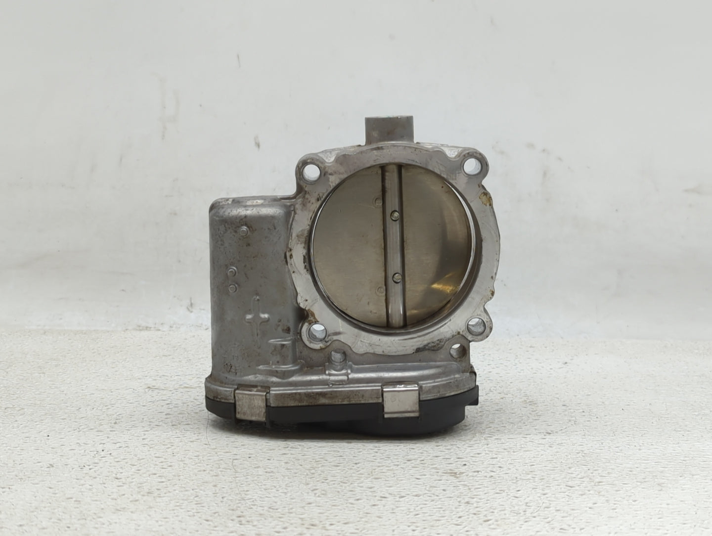 2015 Dodge Caravan Throttle Body P/N:05184349AC Fits Fits 2011 2012 2013 2014 2016 2017 2018 2019 OEM Used Auto Parts - Oemu