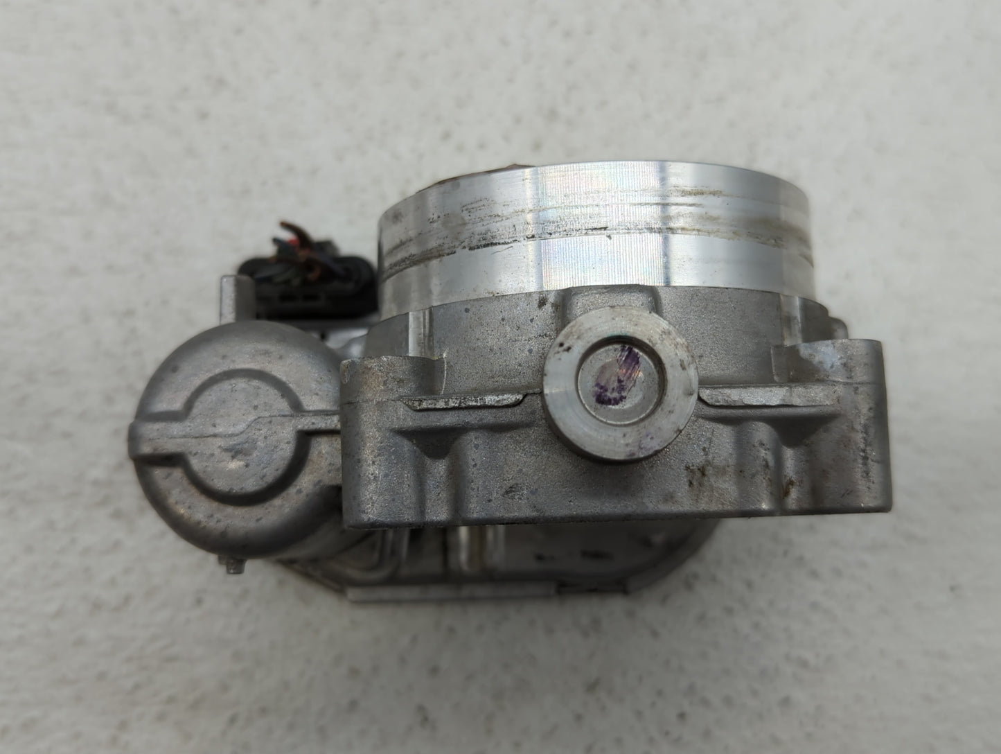 2015 Dodge Caravan Throttle Body P/N:05184349AC Fits Fits 2011 2012 2013 2014 2016 2017 2018 2019 OEM Used Auto Parts - Oemu